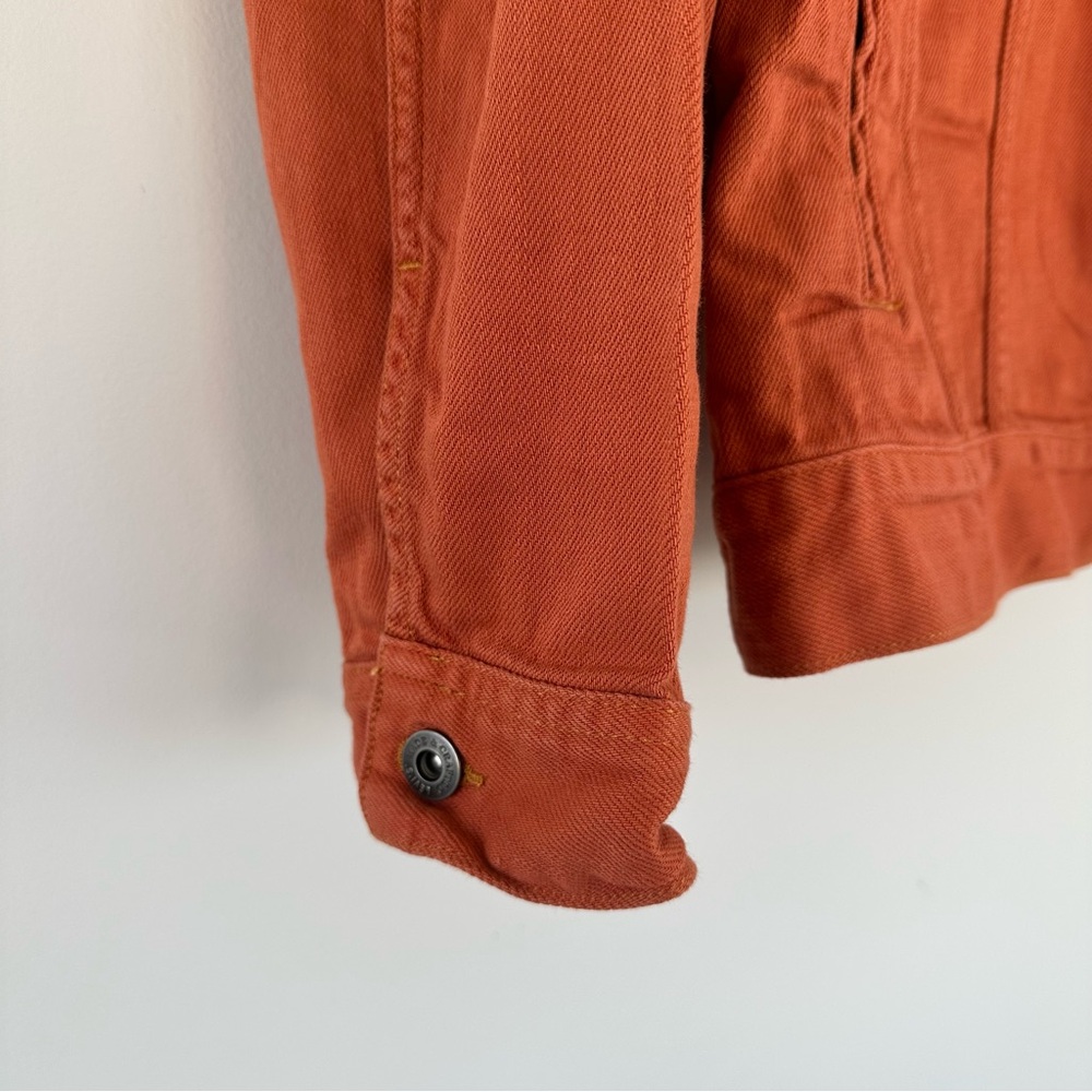 Levi Strauss Burnt Orange Denim Jacket with Embroidered Shoulder Detail Size L - Picture 5 of 8